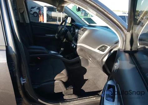 2019 Dodge Journey Se из США, поврежденный, VIN 3C4PDCBB7KT796920